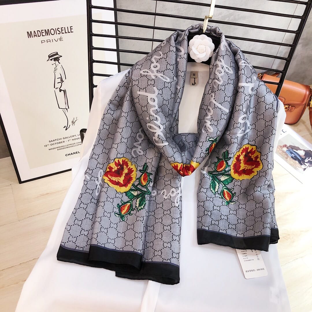 Luxury Printed Silk Scarf – Minimal Grey